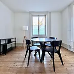 Citycentral 2 Bedroom Flat Near Main Station Apartman *