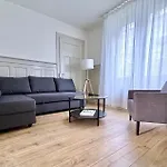 Citycentral 2 Bedroom Flat Near Main Station Apartman