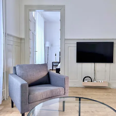 Citycentral 2 Bedroom Flat Near Main Station * Zürich