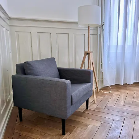 Citycentral 2 Bedroom Flat Near Main Station Zurigo