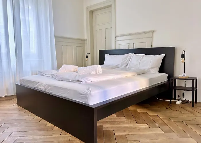 Citycentral 2 Bedroom Flat Near Main Station Апартаменты