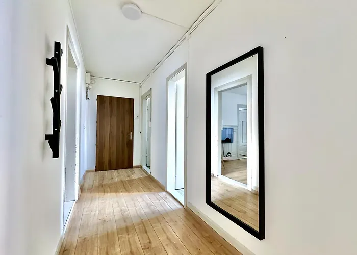 Citycentral 2 Bedroom Flat Near Main Station Цюрих