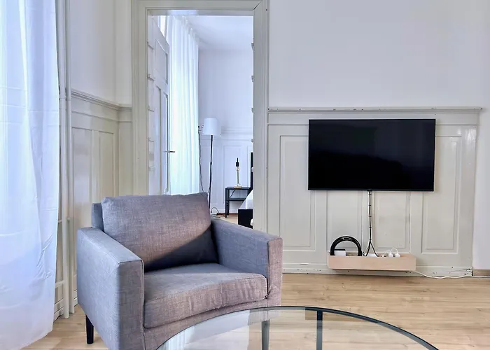 Citycentral 2 Bedroom Flat Near Main Station * Zürich