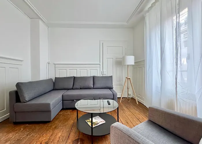 Citycentral 2 Bedroom Flat Near Main Station Lejlighed *