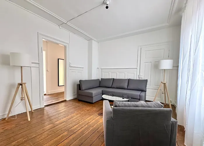 Citycentral 2 Bedroom Flat Near Main Station * Zürich