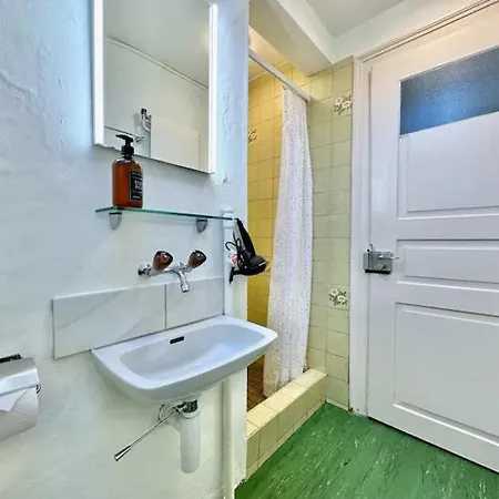 Apartment Citycentral 2 Bedroom Flat Near Main Station