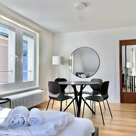 Citycentral 2 Bedroom Flat Near Main Station *