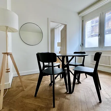 Citycentral 2 Bedroom Flat Near Main Station * Zurich