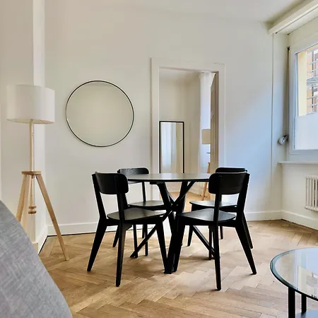 Citycentral 2 Bedroom Flat Near Main Station *