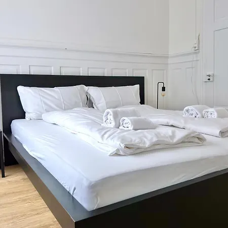 Citycentral 2 Bedroom Flat Near Main Station 公寓