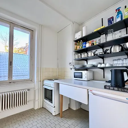 Citycentral 2 Bedroom Flat Near Main Station Apartment