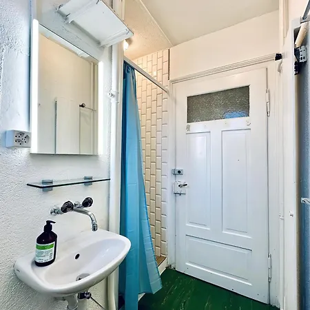 Citycentral 2 Bedroom Flat Near Main Station * ציריך