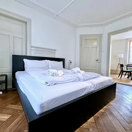 Citycentral 2 Bedroom Flat Near Main Station דירה *