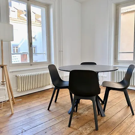 Citycentral 2 Bedroom Flat Near Main Station *