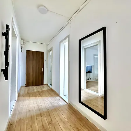 Citycentral 2 Bedroom Flat Near Main Station Zürich