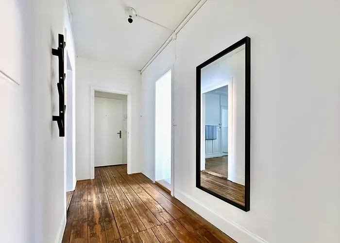 Citycentral 2 Bedroom Flat Near Main Station Zürich