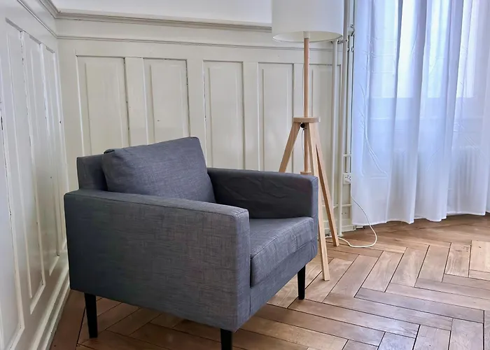 Citycentral 2 Bedroom Flat Near Main Station Zürich